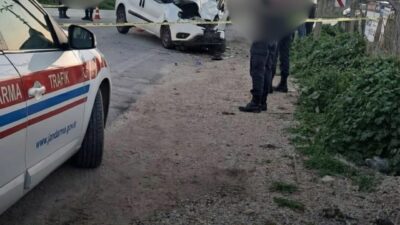 Menemen ilçesinde belediye otobüsü ile hafif ticari aracın çarpışması sonucu
