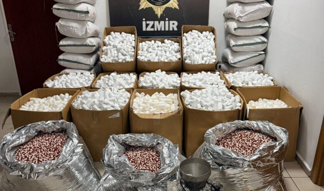 İzmir’de gerçekleştirilen bir operasyonda, Narkotik ekipleri toplamda 2 milyon 309