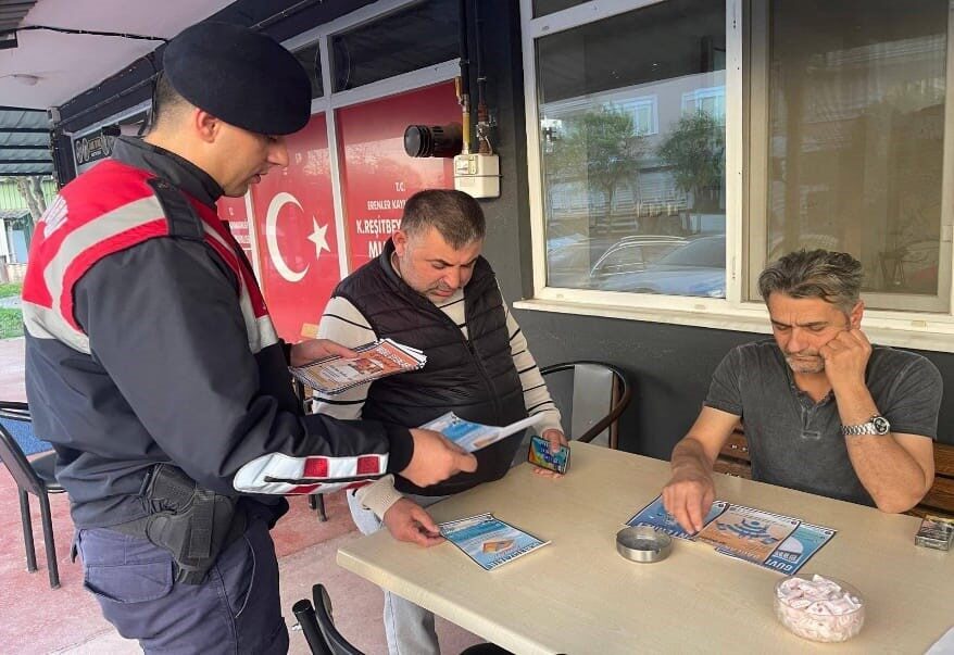 Sakarya İl Jandarma Komutanlığı, dolandırıcılık olaylarını önlemek amacıyla kırsal mahallelerde