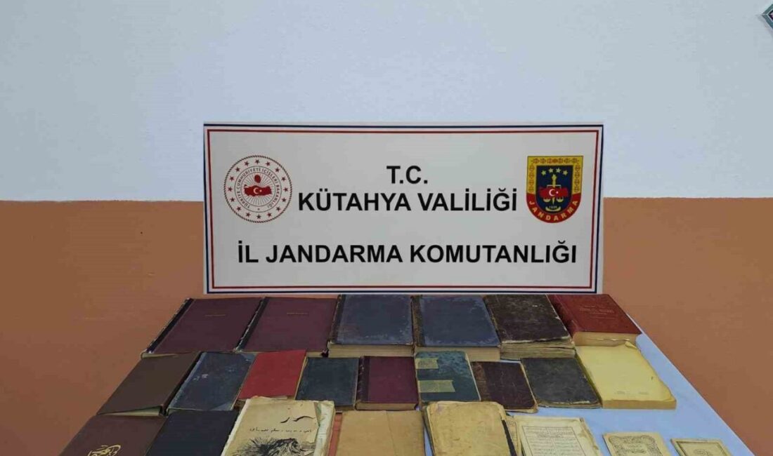 Kütahya İl Jandarma Komutanlığı ekipleri tarafından tarihi eser kaçakçılığına karşı