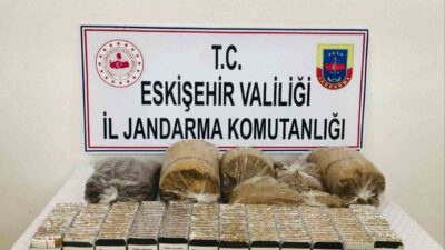 Eskişehir’de jandarma ekipleri tarafından gerçekleştirilen operasyonda kaçak tütün ve cep