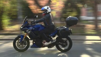 İspanya’dan Türkiye’ye 4,5 günde motosikletle gelen Yağmur Yeşim Akbaş, yolculuk