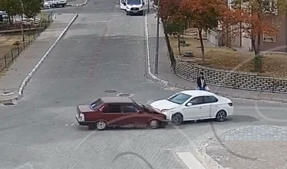 Nevşehir’de iki araç çarpıştı. Trafik kazası, Güvenlik Yönetim Sistemi (KGYS)