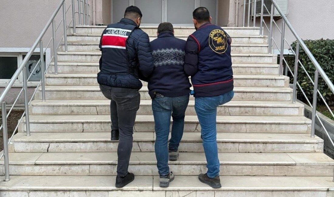 Kahramanmaraş ilinde jandarma ekipleri tarafından yürütülen operasyonlarda aranan 232 kişi