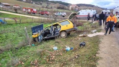 Eflani ilçesinde meydana gelen trafik kazasında, 2’si çocuk 6 kişi