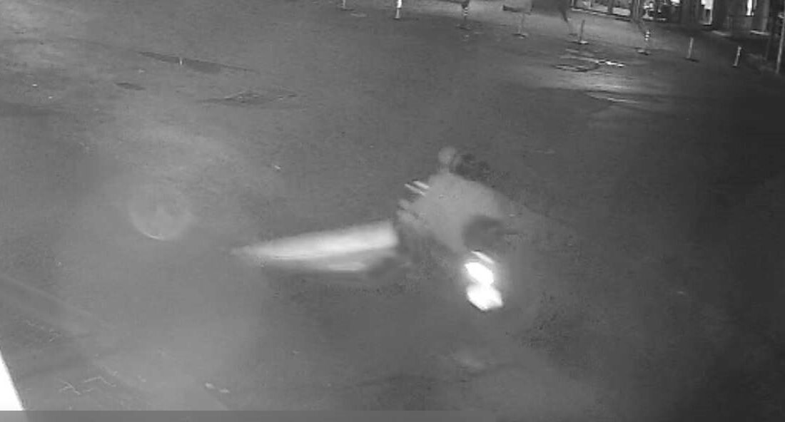 Ereğli ilçesinde bir iş yerine motosikletle gelen ve silahlı saldırıda