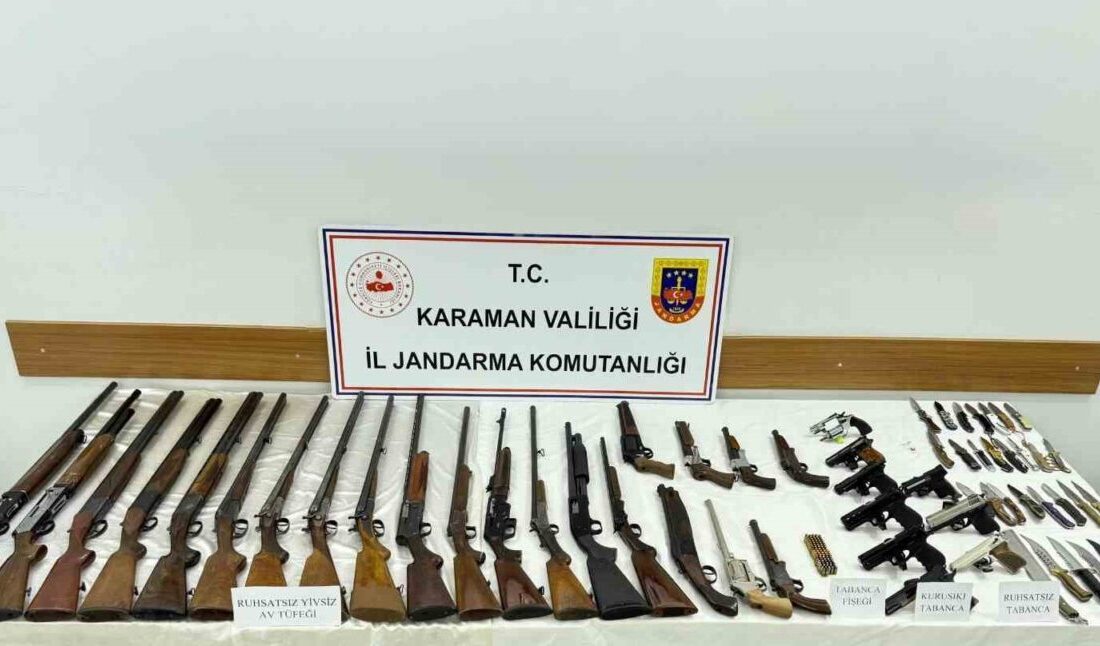 Karaman’ın Ermenek ilçesinde jandarma, bir evde yaptığı aramada çok sayıda