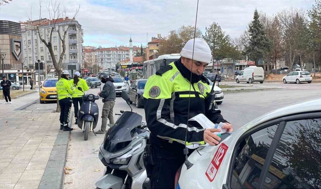 Karaman ilinde motosikletler üzerinde gerçekleştirilen denetlemeler kesintisiz bir şekilde devam