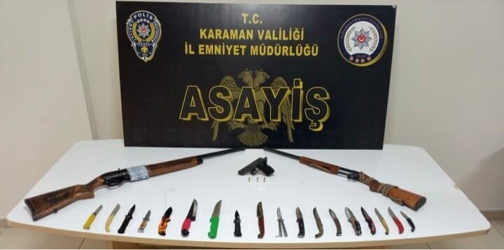 Karaman şehir merkezinde polis tarafından yürütülen asayiş uygulamaları kesintisiz bir