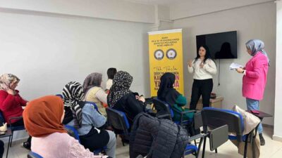 Kars’ta kadınlara yönelik bilgilendirme çalışmaları kapsamında Kadın Destek Uygulaması (KADES)
