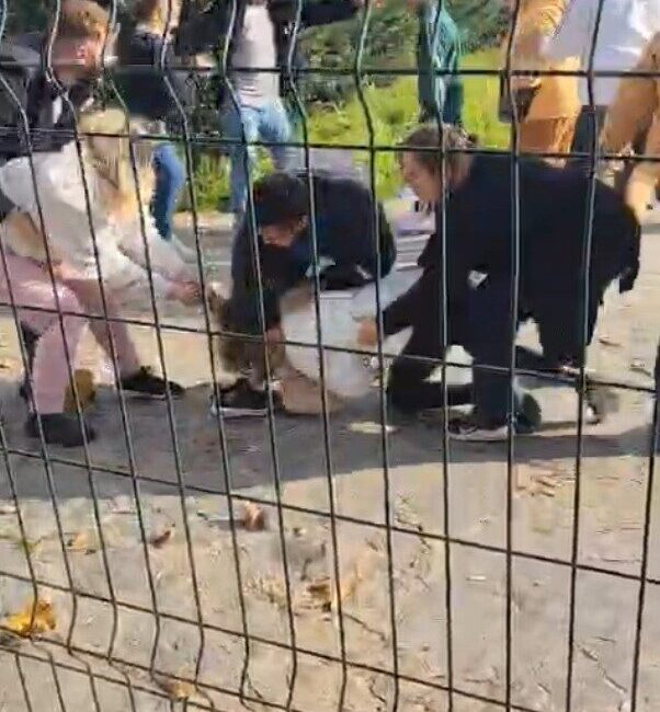 Kartal Anadolu Adalet Sarayı’nın önünde, iki aile arasında henüz belirlenemeyen