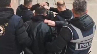 Kastamonu ilinde bir iş yerine silahlı saldırı düzenledikleri iddiasıyla gözaltına