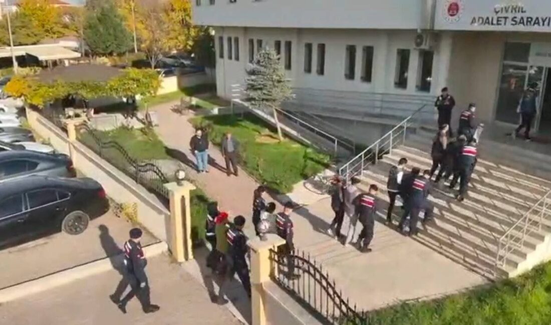 Denizli’de, erkekleri evlenme vaadiyle kandırarak 5 ile 10 bin ABD