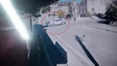 Manavgat ilçesinde meydana gelen trafik kazasında, bir motosiklet ile otomobil