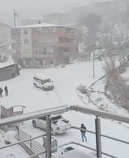 Diyarbakır’ın Kulp ilçesinde meydana gelen olayda, buzlanma sebebiyle kontrolünü yitiren