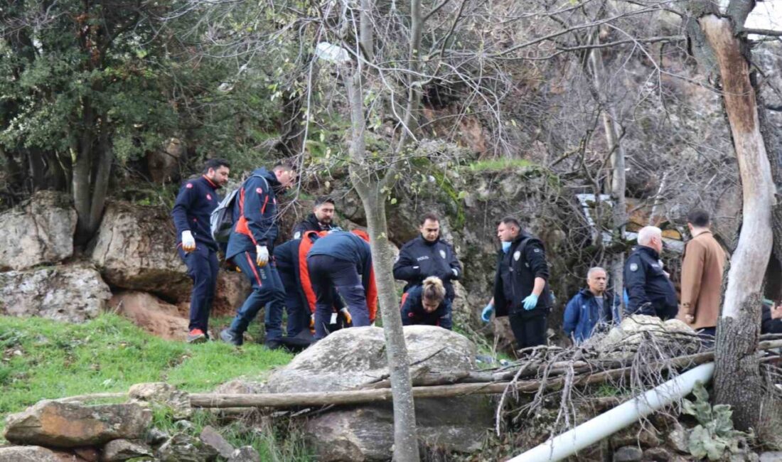 Denizli’nin Merkezefendi ilçesinde, Alzheimer hastası 79 yaşındaki adam, dere kenarında
