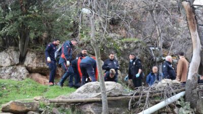 Denizli’nin Merkezefendi ilçesinde, Alzheimer hastası 79 yaşındaki adam, dere kenarında