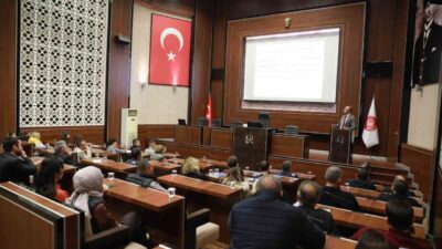 Keçiören Belediyesi İnsan Kaynakları Müdürlüğü, personelin mesleki bilgi ve yetkinliklerini