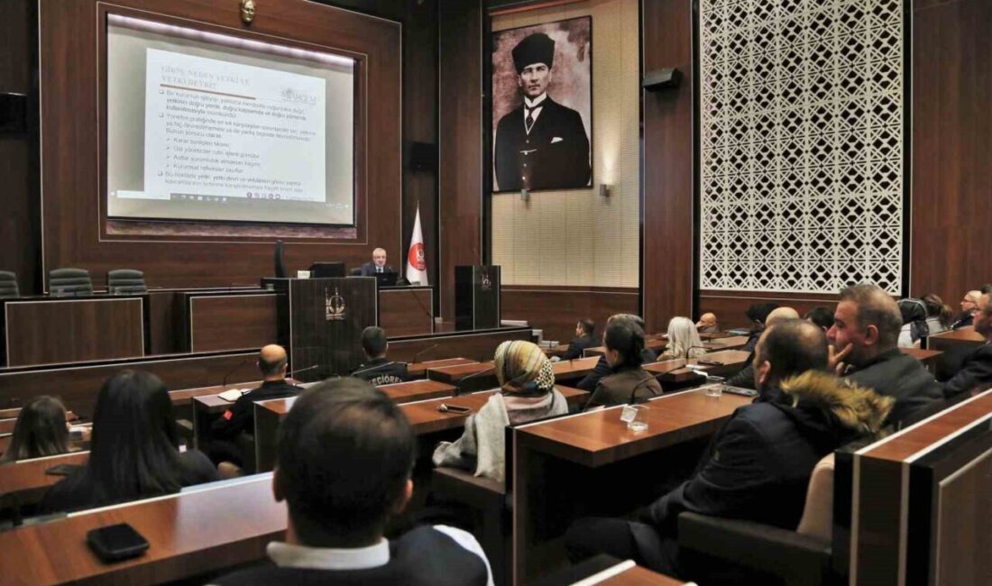 Keçiören Belediyesi, birim yöneticileri ve sorumluları için düzenlediği eğitim programı