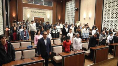 Keçiören Belediyesi, stajyer öğrencilere sağlık eğitimi programı düzenledi. Gençlere yönelik