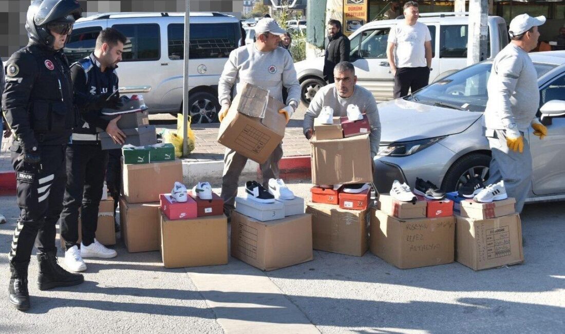 Kepez Belediyesi, yaya ve araç trafiğine zarar veren işgallere karşı