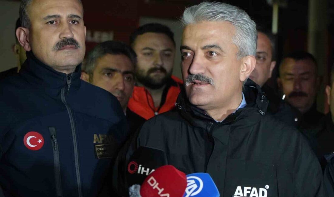 Kırıkkale’deki kimya fabrikasında meydana gelen büyük yangın, yoğun çaba sonucunda