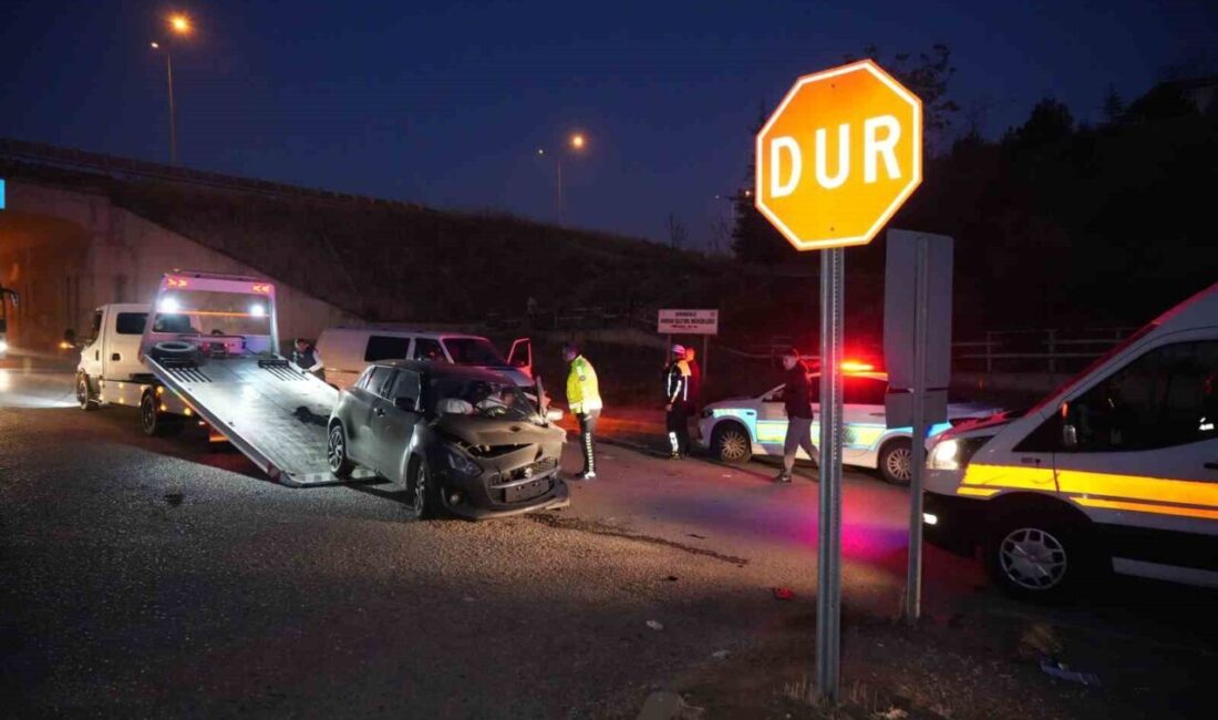 Kırıkkale’de bir otomobil ile minibüsün çarpıştığı trafik kazasında 2 kişi