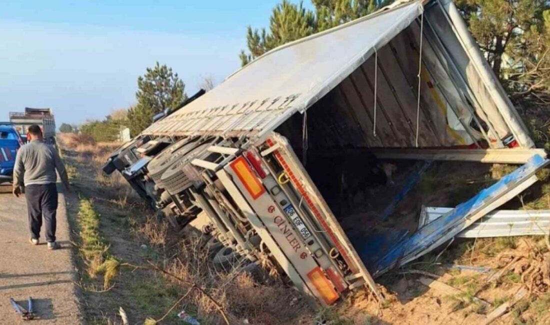 Kırıkkale’de meydana gelen trafik kazasında, bir tırın şarampole devrilmesi sonucu