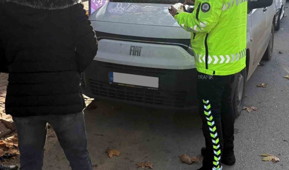 Kırşehir’de trafiği tehlikeye düşüren bir sürücü, ters yönde ilerlemesi nedeniyle