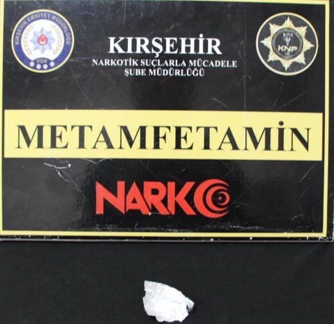 Kırşehir İl Emniyet Müdürlüğü ekipleri tarafından gerçekleştirilen uyuşturucu operasyonlarında 4