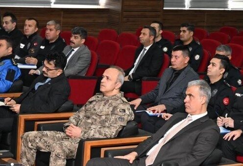 Kırşehir’de İl Emniyet Müdürlüğü tarafından düzenlenen Değerlendirme ve Koordinasyon Toplantısı,