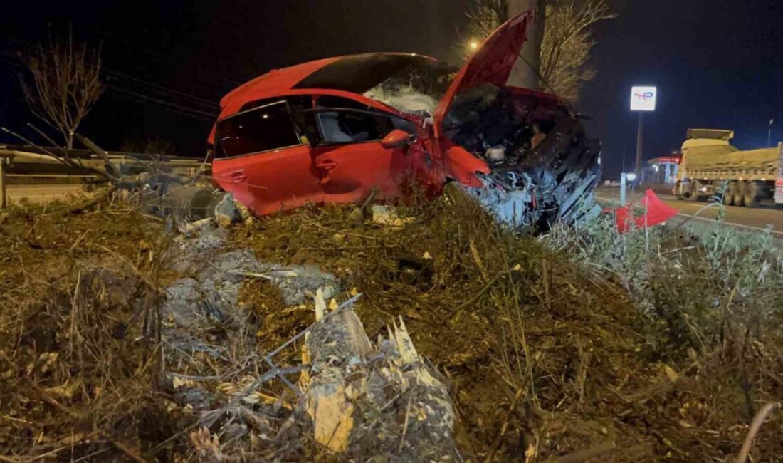 Eskişehir’de meydana gelen trafik kazasında, bir sürücü kontrolünden çıkan otomobil
