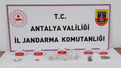 Antalya İl Jandarma Komutanlığı ekipleri, Konyaaltı ve Elmalı ilçelerinde uyuşturucuyla