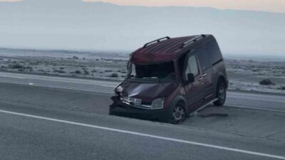 Ereğli ilçesinde meydana gelen trafik kazasında, hafif ticari aracın kontrolden