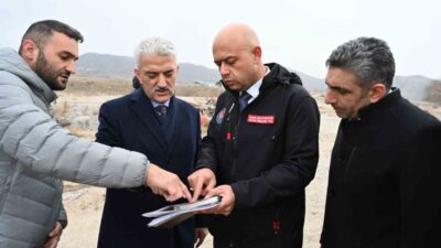 Kırıkkale Valisi Mehmet Makas, köy yollarındaki asfalt çalışmalarını daha etkin