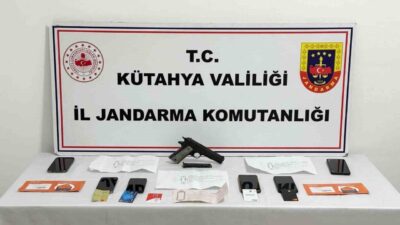 Kütahya İl Jandarma Komutanlığı ekipleri, siber suçlarla mücadele kapsamında gerçekleştirilen