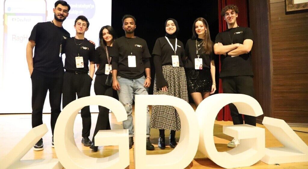 Kütahya Dumlupınar Üniversitesi Uzay ve Havacılık Topluluğu, iş birliği yaptığı