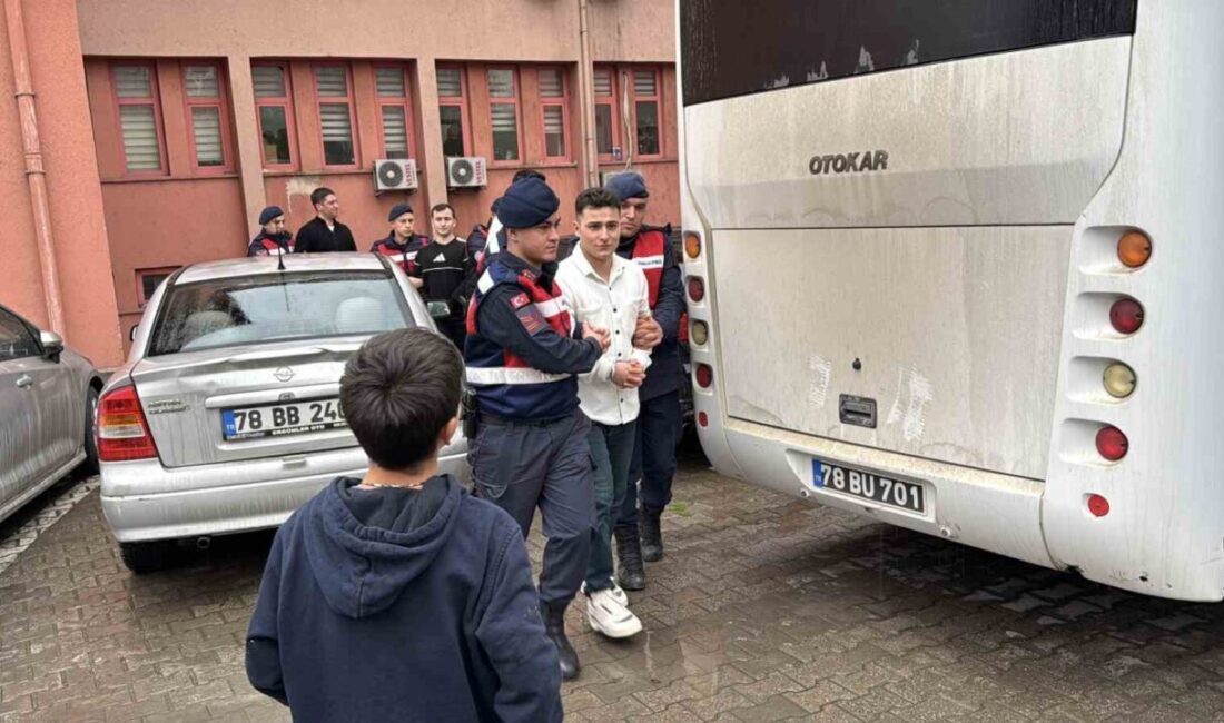 Safranbolu ilçesinde bir kuyumcuya silahlı ve maskeli şekilde yapılan soygun