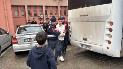 Safranbolu ilçesinde bir kuyumcuya silahlı ve maskeli şekilde yapılan soygun