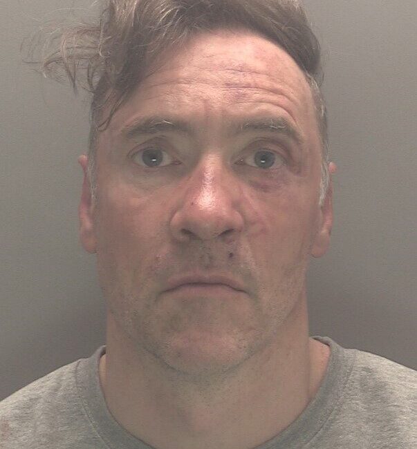 Liverpool futbol takımının şampiyonluk kutlamaları sırasında aracıyla kalabalığın arasına dalması