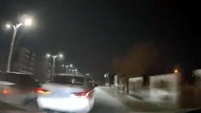 Elazığ’da, bir otomobil sürücüsü, makas atarak bir araca çarptı. Olay
