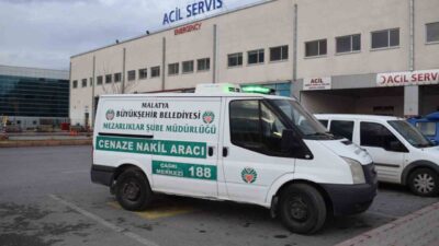 Malatya’nın Yazıhan ilçesinde bir çocuk, pompalı tüfekle oynarken arkadaşını vurarak