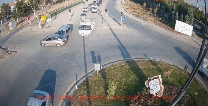 Malatya’da, sürücü hataları ve aşırı hız nedeniyle kent genelinde çeşitli
