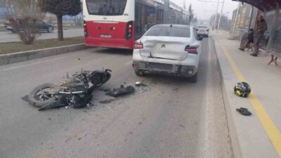 Malatya’da meydana gelen bir trafik kazasında, motosiklet ile çarpışan bir