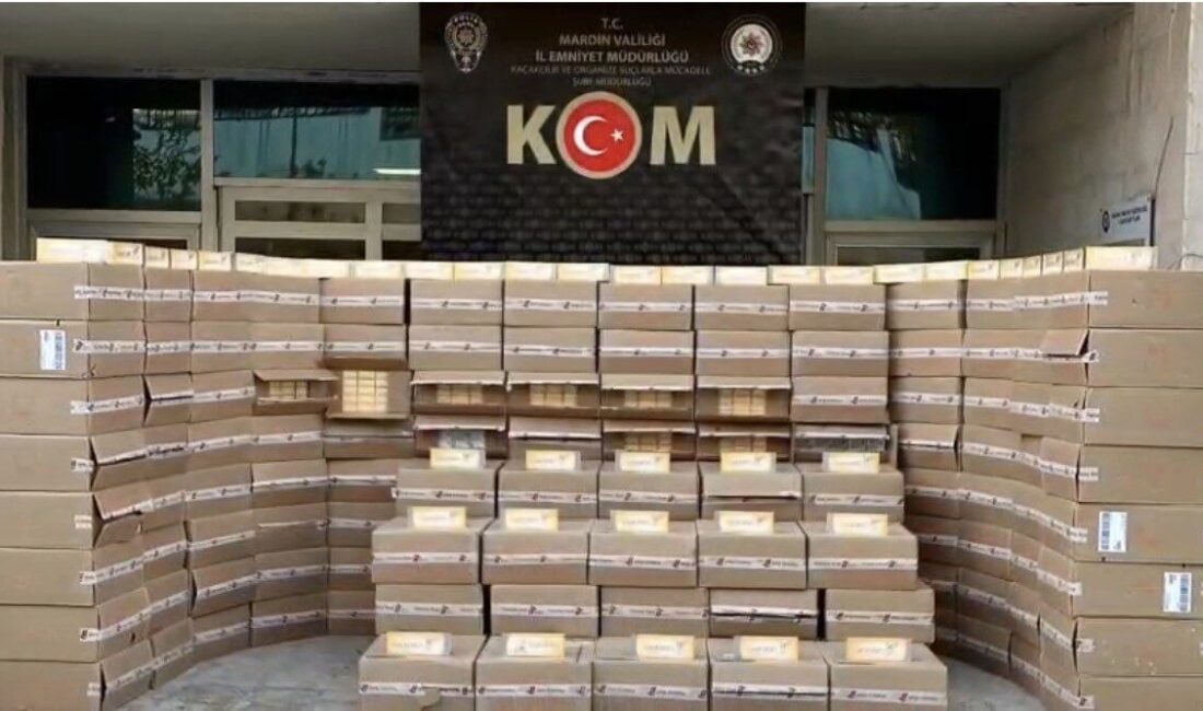 Mardin’in Kızıltepe ilçesinde gerçekleştirilen bir operasyonda, 78 bin paket kaçak