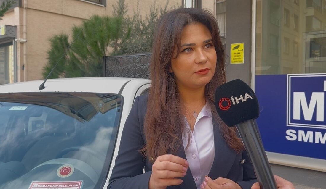 Bursa’da, Osmangazi Belediyesi Meclis Üyesi Özlem Bodur, trafikte yol verme