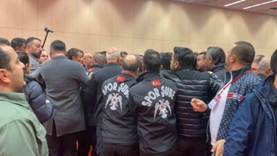 Gençlerbirliği’nin olağanüstü genel kurul toplantısı Ankara’da gerçekleştirildi. Toplantıda kulübün mali