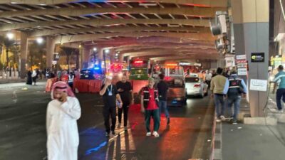 Mekke-i Mükerreme şehrinde, bir ring otobüsü kontrolünden çıkarak Türk umreci