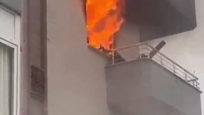 Mersin’in Erdemli ilçesinde bulunan bir binanın üst katında çıkan yangın,