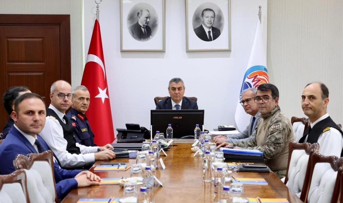 Mersin Valisi Atilla Toros başkanlığında, Güvenlik ve Asayiş Değerlendirme Toplantısı